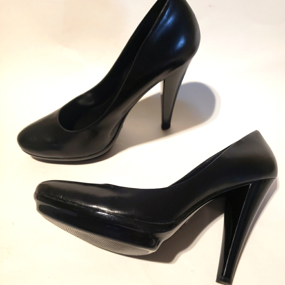 NineWest